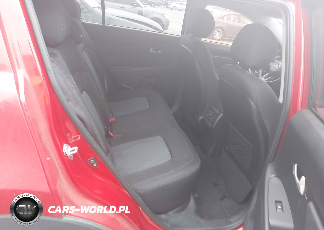 2015 Kia Sportage Lx VIN:KNDPBCAC0F7674765 - 8