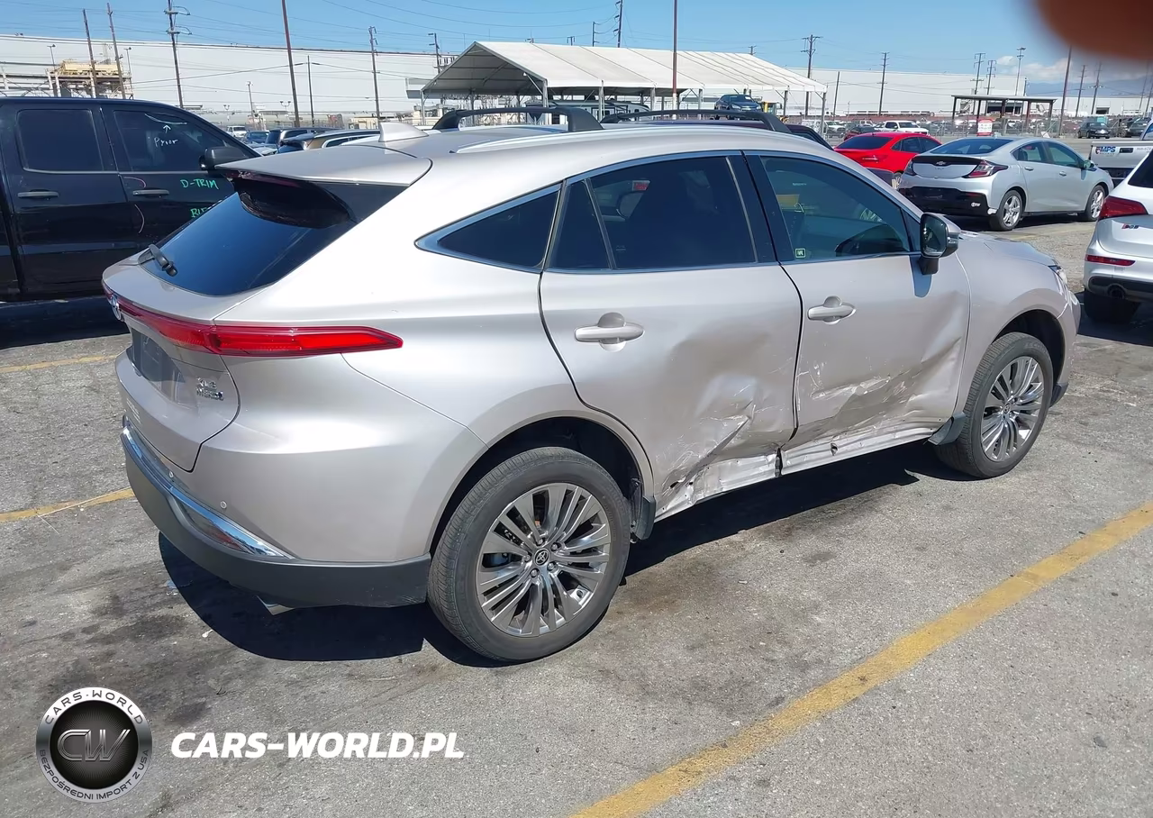2022 Toyota Venza Xle VIN:JTEAAAAH3NJ118438 - 4