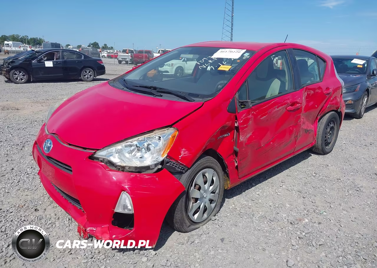 2014 Toyota Prius C One VIN:JTDKDTB37E1561481 - 2