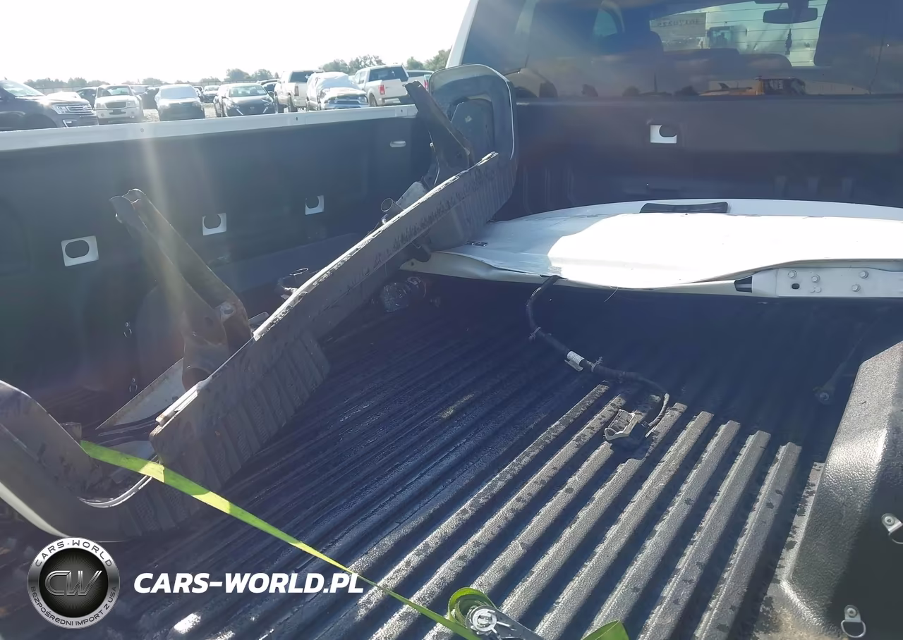 2020 Chevrolet Silverado 1500 4Wd Standard Bed Custom VIN:1GCRYBEK1LZ177291 - 12