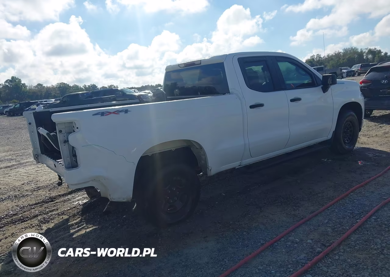 2020 Chevrolet Silverado 1500 4Wd Standard Bed Custom VIN:1GCRYBEK1LZ177291 - 4