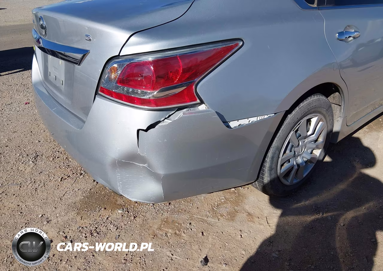 2015 Nissan Altima 2.5 S VIN:1N4AL3AP3FN321928 - 6