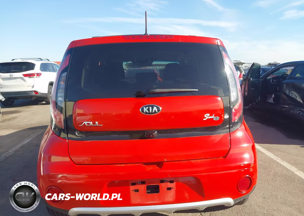 2017 Kia Soul + VIN:KNDJP3A50H7464629 - 16
