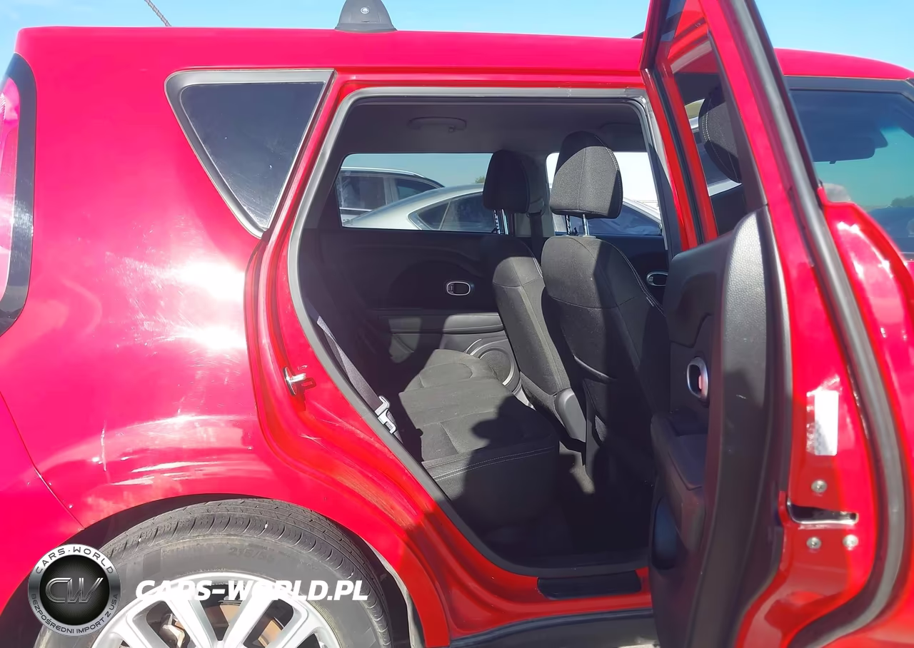2017 Kia Soul + VIN:KNDJP3A50H7464629 - 8