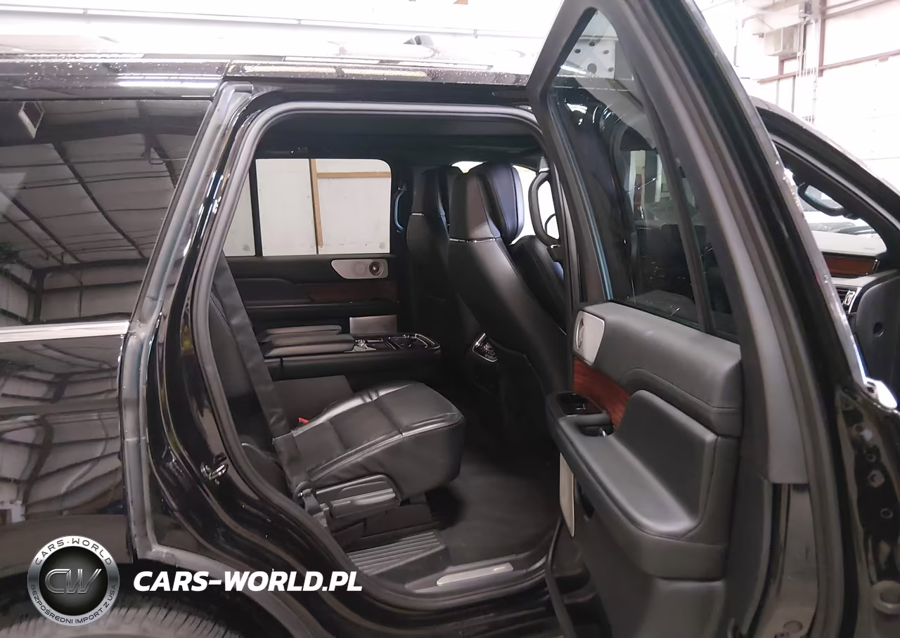 2019 Lincoln Navigator Reserve VIN:5LMJJ2LTXKEL17785 - 8