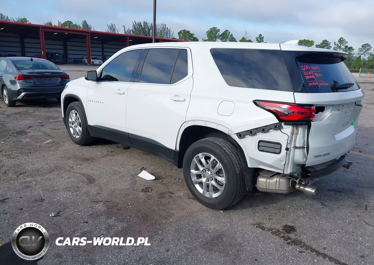 2023 Chevrolet Traverse Fwd Ls VIN:1GNERFKW6PJ125662 - 3