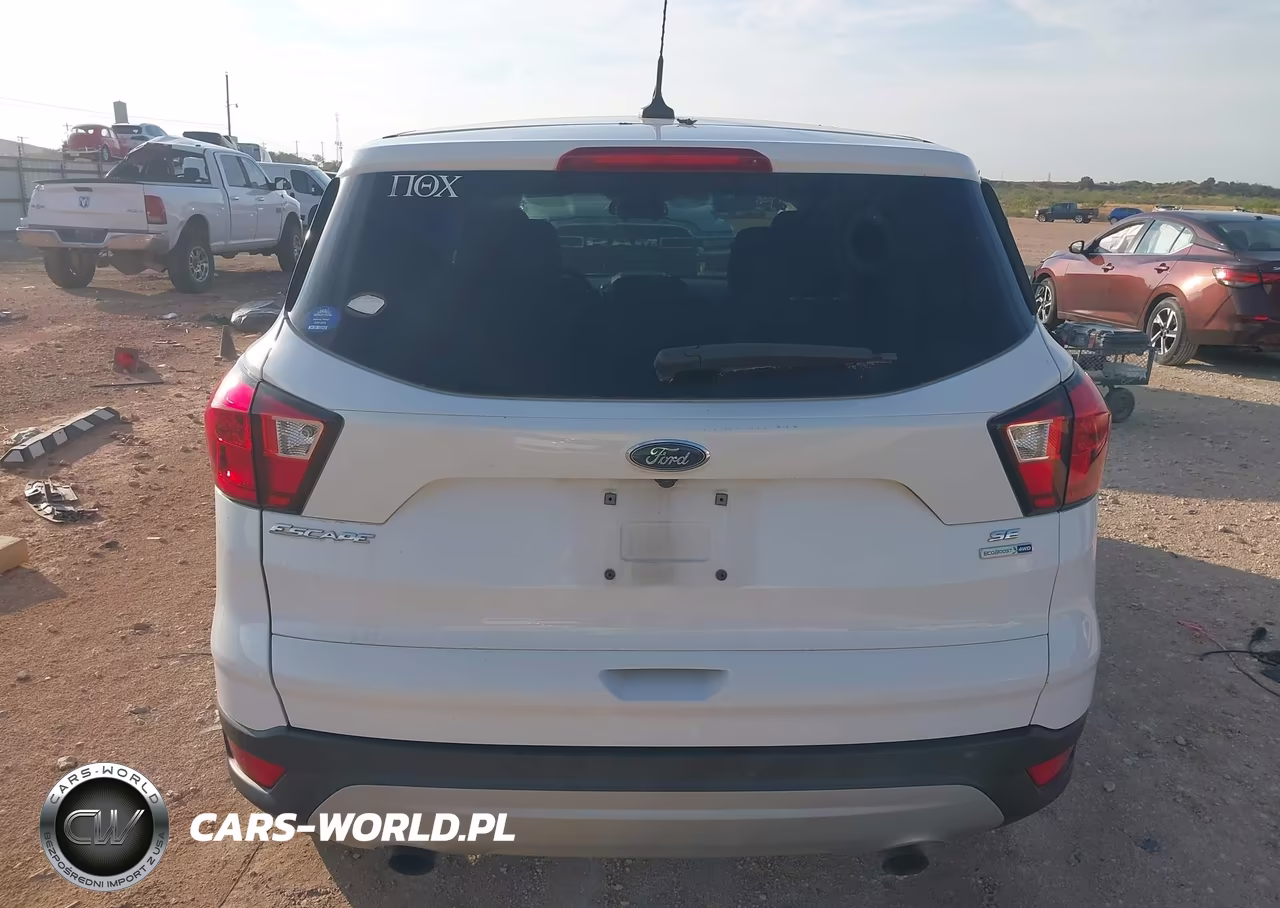 2019 Ford Escape Se VIN:1FMCU9GD0KUA18018 - 16
