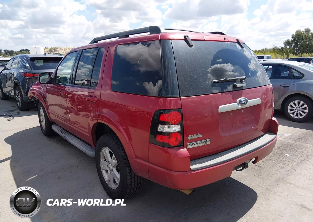 2010 Ford Explorer Xlt VIN:1FMEU6DEXAUA72848 - 3
