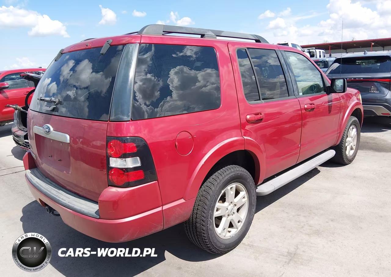 2010 Ford Explorer Xlt VIN:1FMEU6DEXAUA72848 - 4