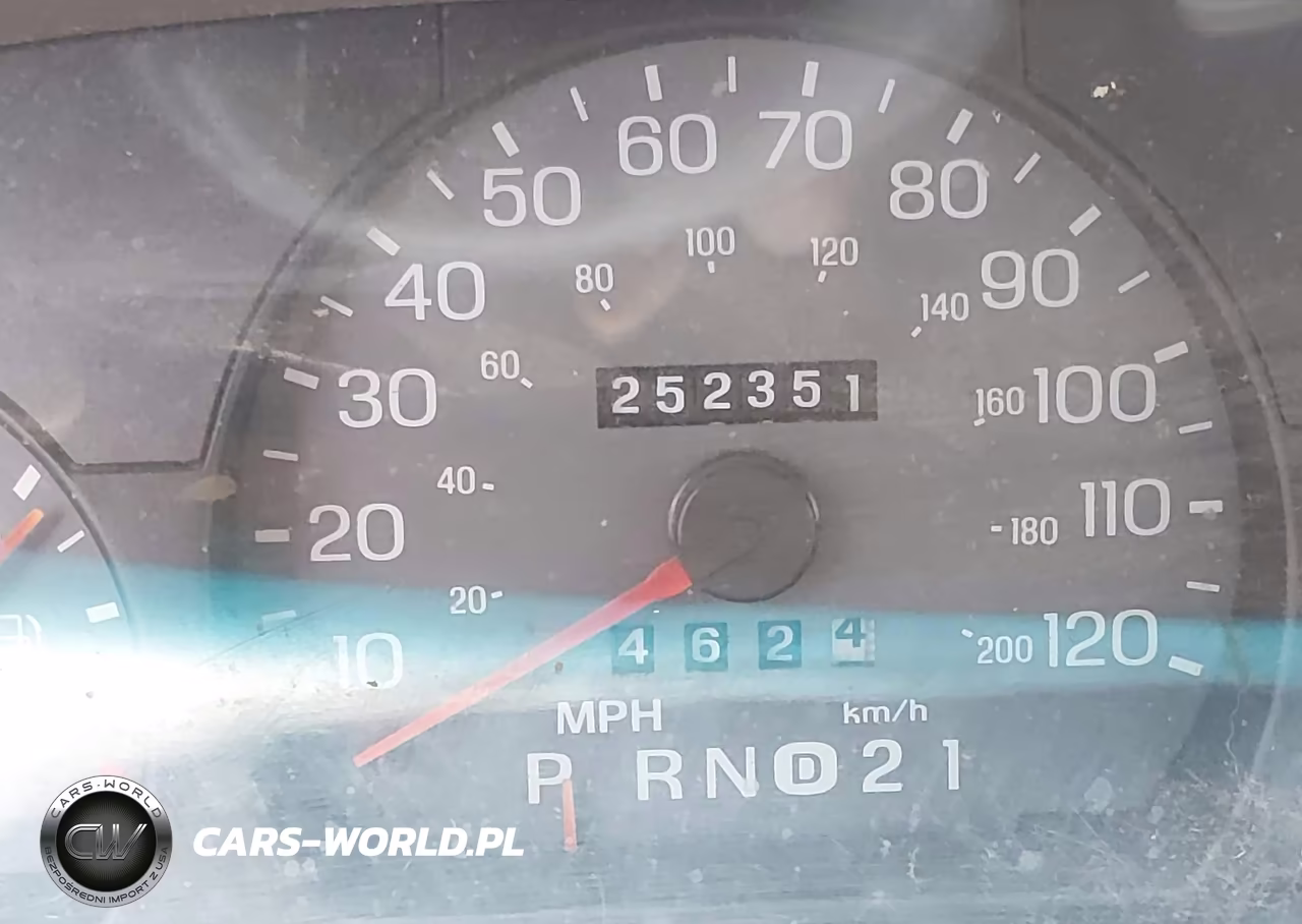 2003 Mercury Marquis VIN:2MEFM75W73X712739 - 15