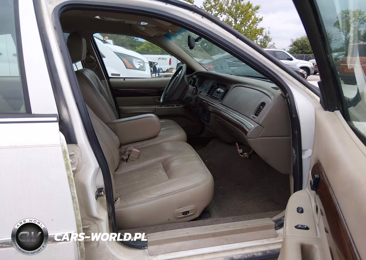 2003 Mercury Marquis VIN:2MEFM75W73X712739 - 5