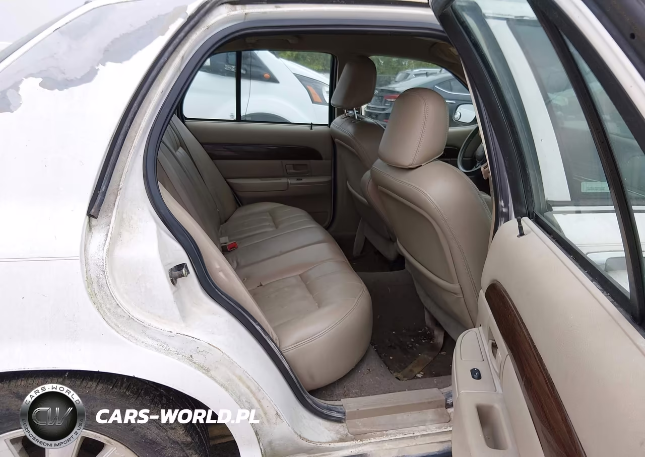 2003 Mercury Marquis VIN:2MEFM75W73X712739 - 8