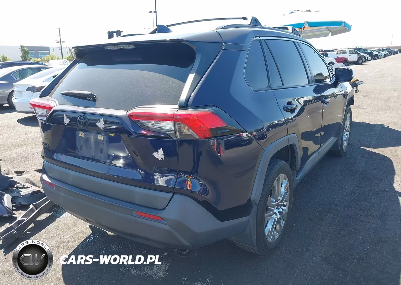 2021 Toyota Rav4 Xle Premium VIN:JTMC1RFV4MJ022701 - 4
