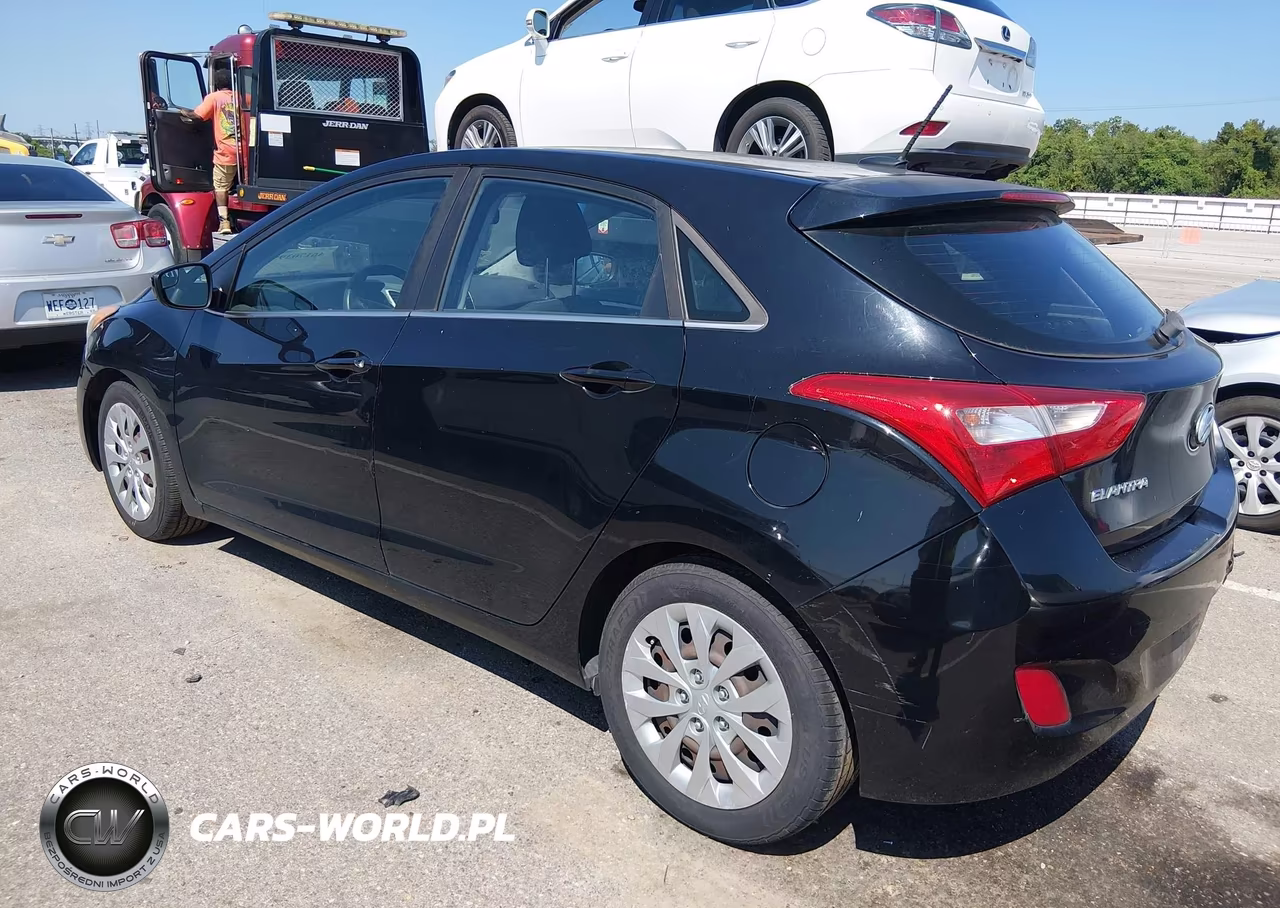 2017 Hyundai Elantra Gt VIN:KMHD35LH9HU369799 - 3
