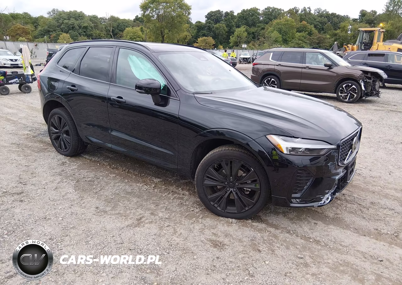 2024 Volvo Xc60 B5 Plus Dark Theme