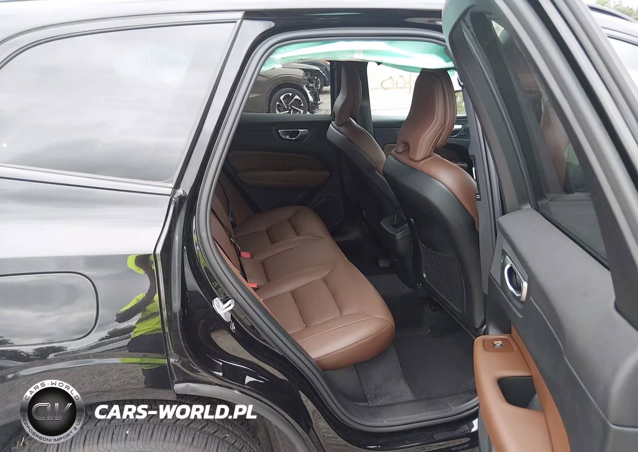 2024 Volvo Xc60 B5 Plus Dark Theme VIN:YV4L12RL3R1729326 - 8