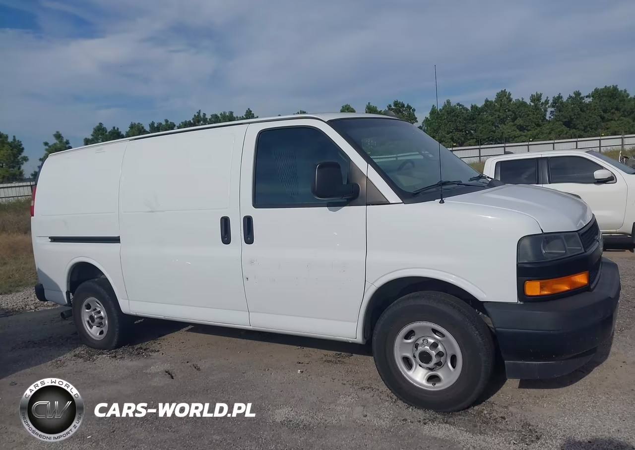 2018 Chevrolet Express 2500 Work Van VIN:1GCWGAFP0J1299470 - 13