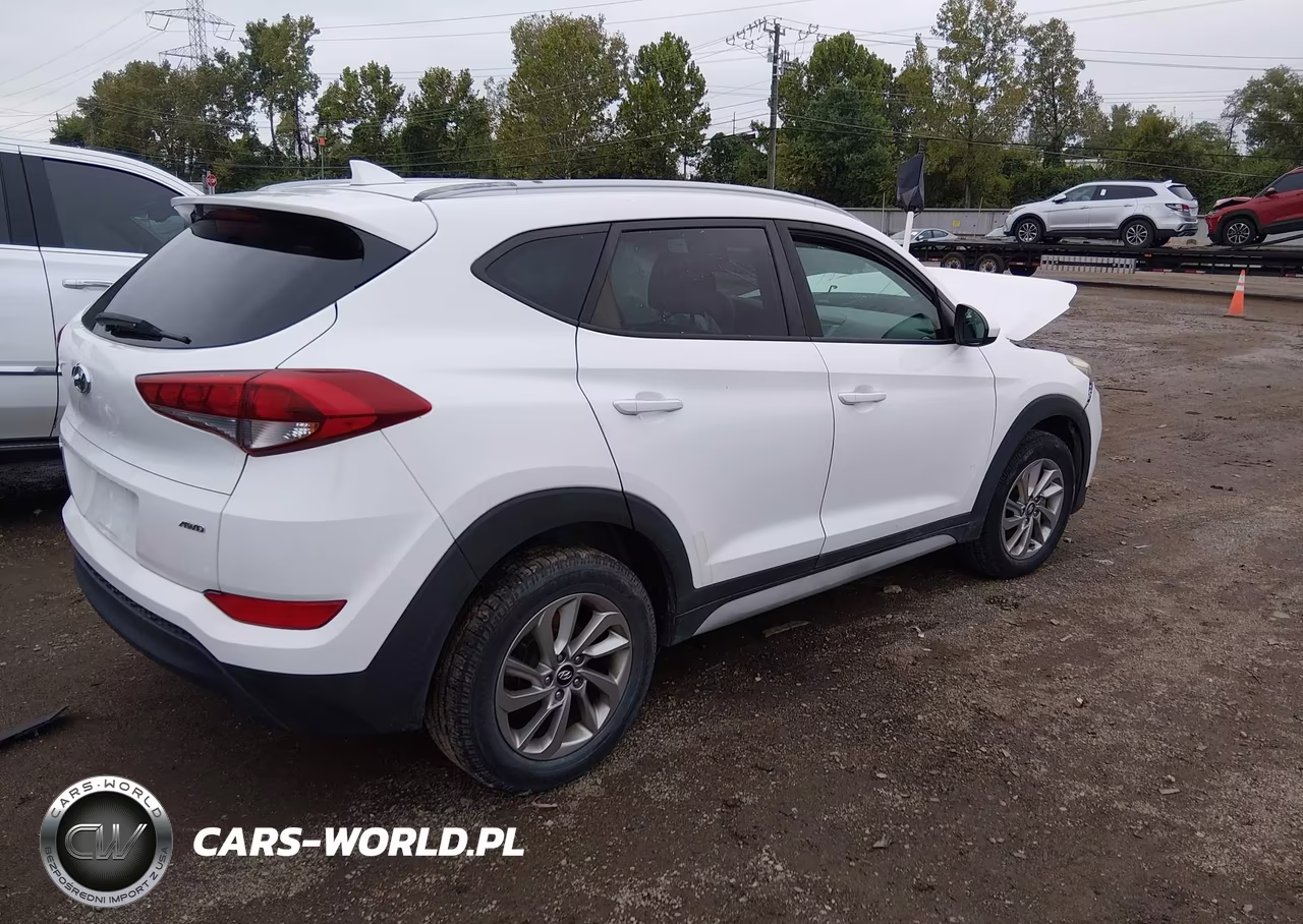 2018 Hyundai Tucson Sel VIN:KM8J3CA44JU674463 - 4