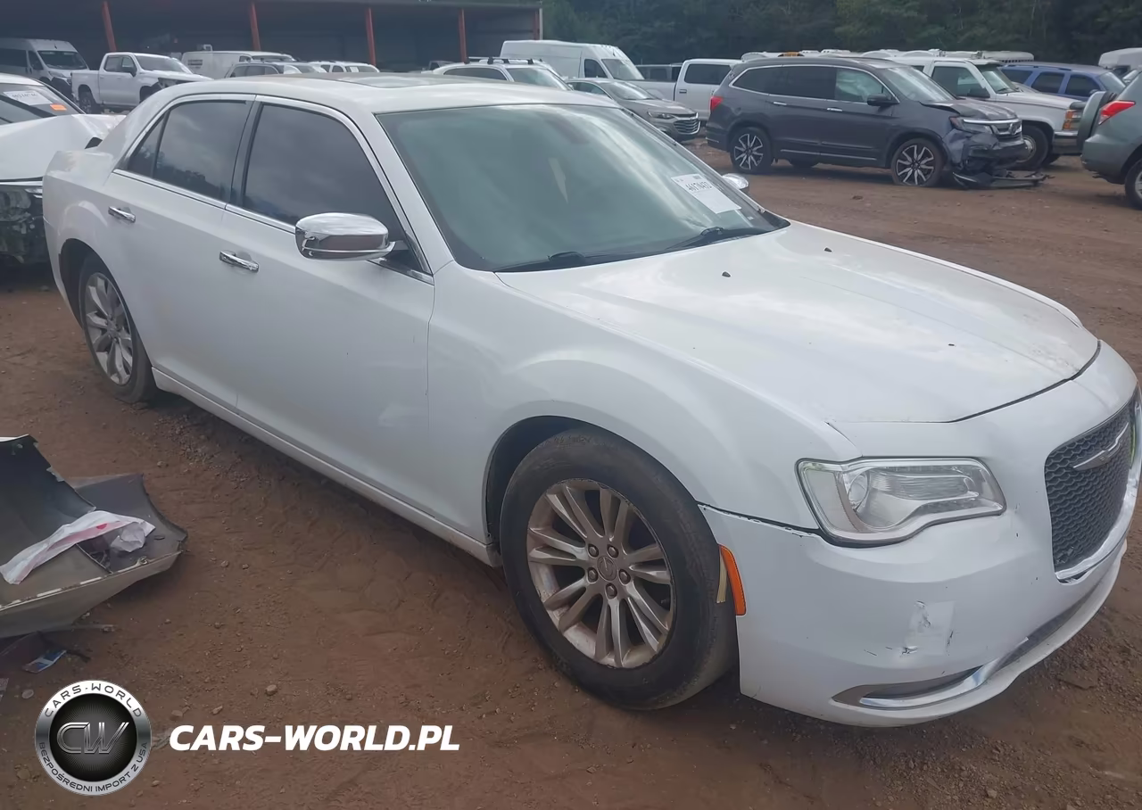 2015 Chrysler 300C – zdjęcie 1 z 16