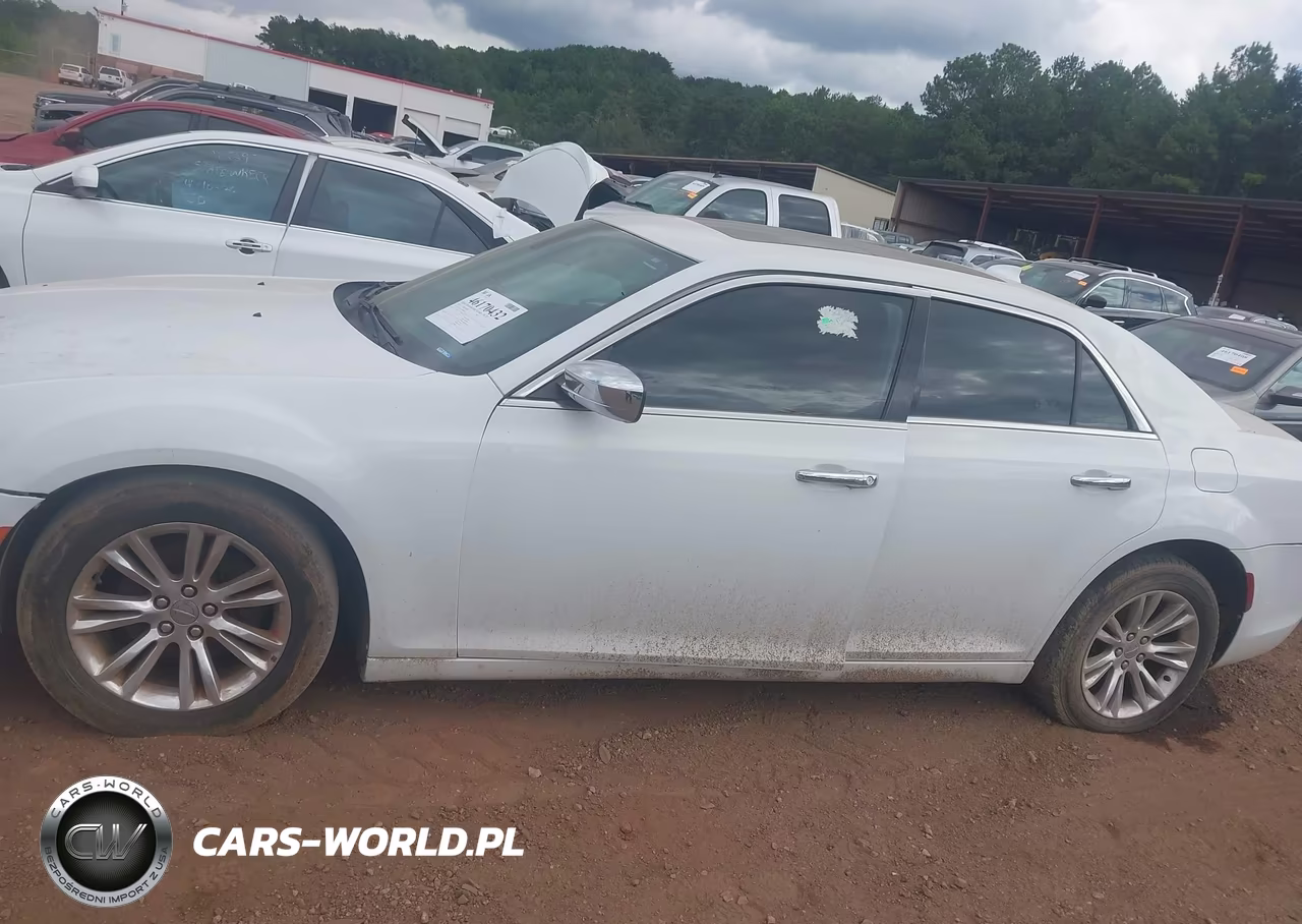 2015 Chrysler 300C VIN:2C3CCAEG1FH766098 - 14