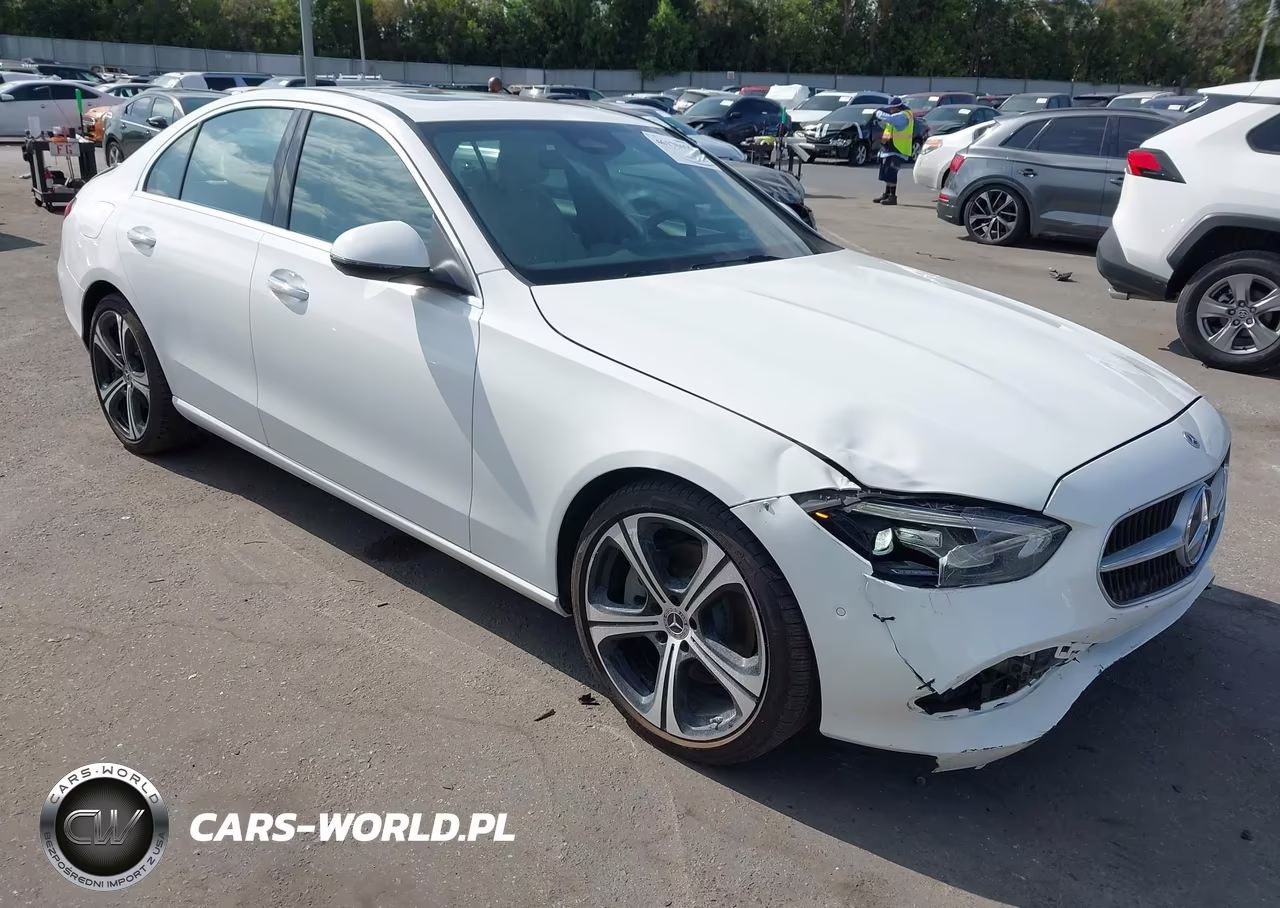2024 Mercedes-Benz C 300 – zdjęcie 1 z 16