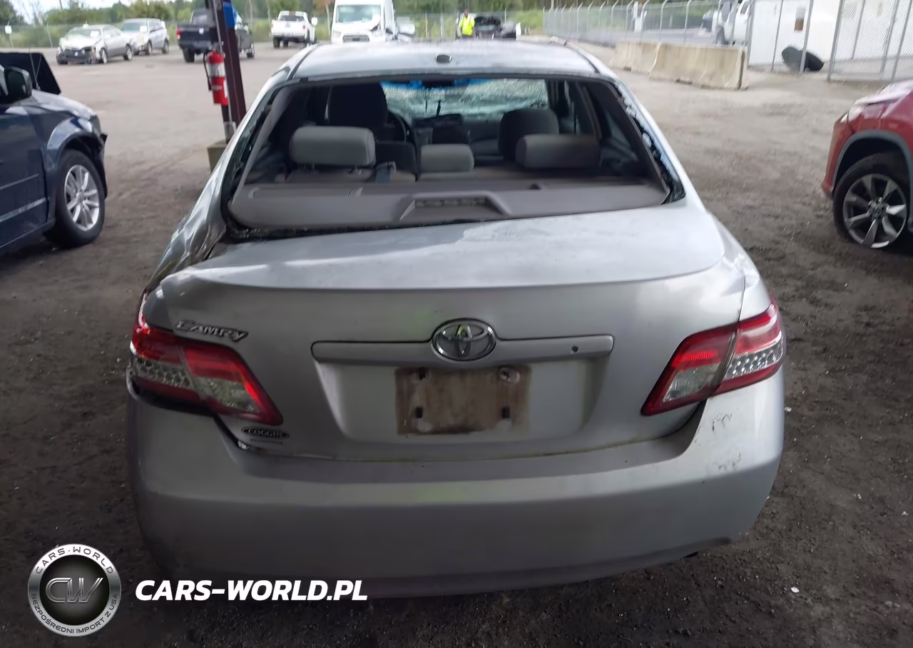 2011 Toyota Camry VIN:4T1BF3EK2BU707188 - 16