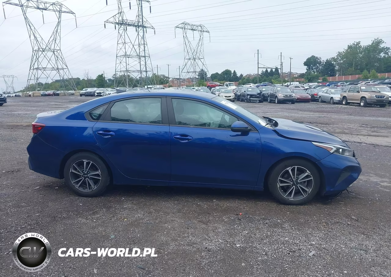 2022 Kia Forte Lxs VIN:3KPF24AD8NE428829 - 13