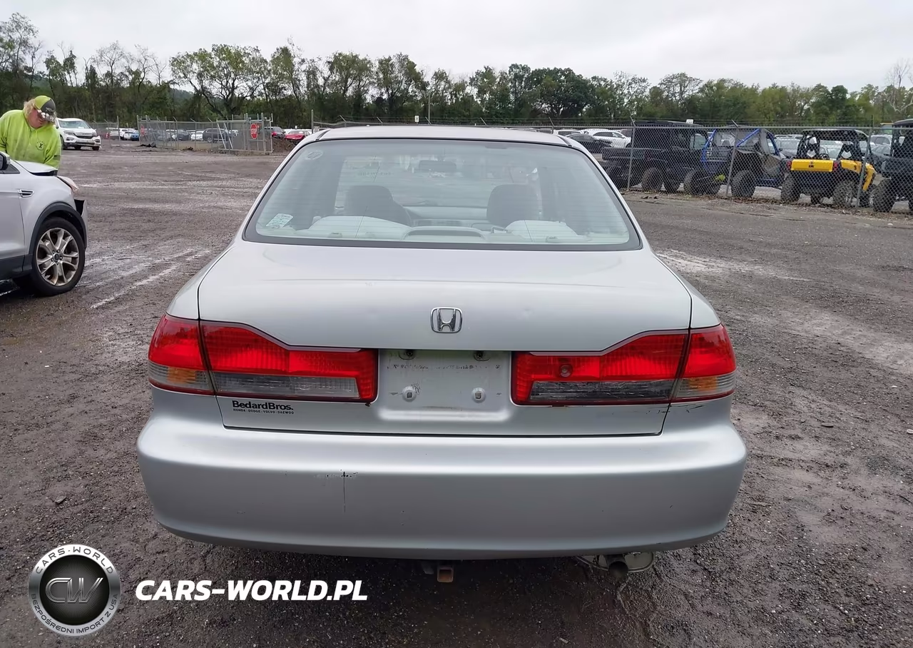 2002 Honda Accord 2.3 Lx VIN:1HGCG66592A024942 - 16