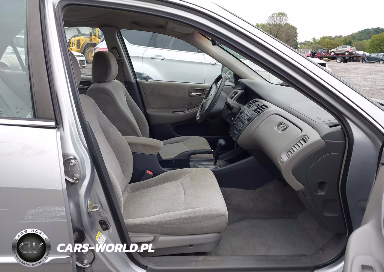 2002 Honda Accord 2.3 Lx VIN:1HGCG66592A024942 - 5