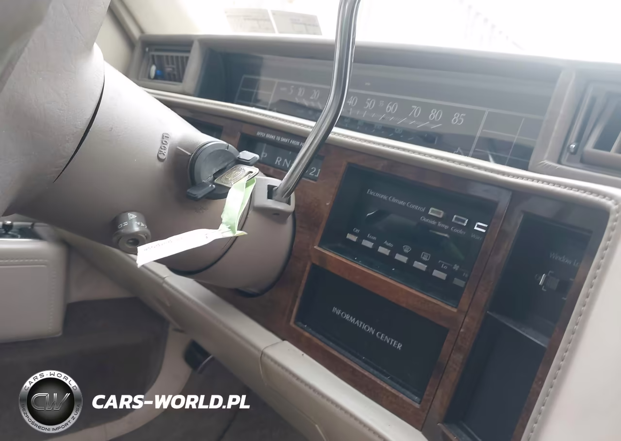 1993 Cadillac Deville VIN:1G6CD53B9P4309886 - 11