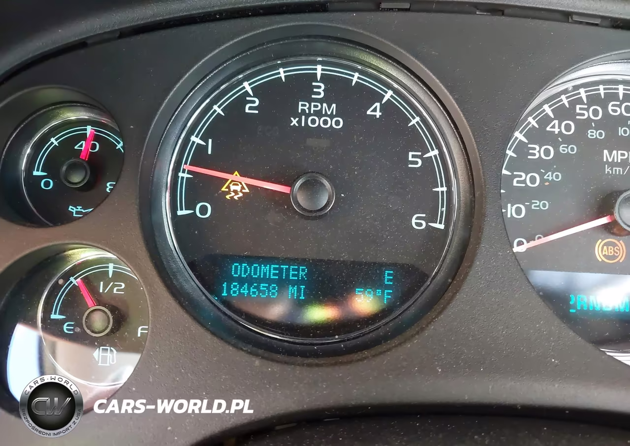 2011 Chevrolet Suburban 1500 Ltz VIN:1GNSKKE37BR204401 - 15