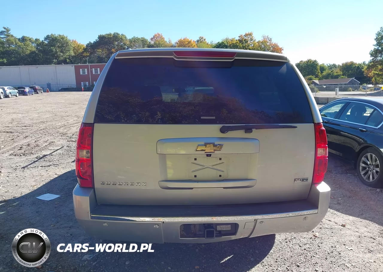 2011 Chevrolet Suburban 1500 Ltz VIN:1GNSKKE37BR204401 - 16