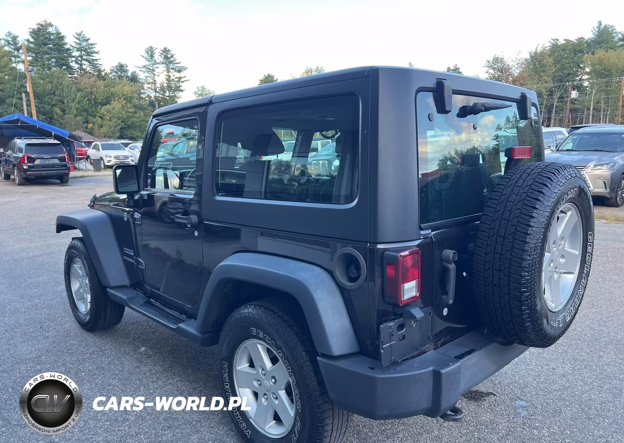 2013 Jeep Wrangler Sport VIN:1C4AJWAGXDL682177 - 3