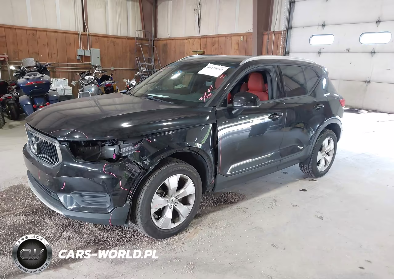 2019 Volvo Xc40 T5 Momentum-T5 R-Design VIN:YV4162XZ9K2009495 - 2