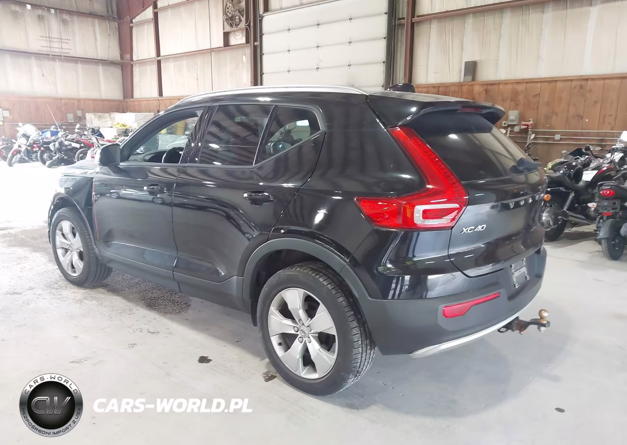 2019 Volvo Xc40 T5 Momentum-T5 R-Design VIN:YV4162XZ9K2009495 - 3