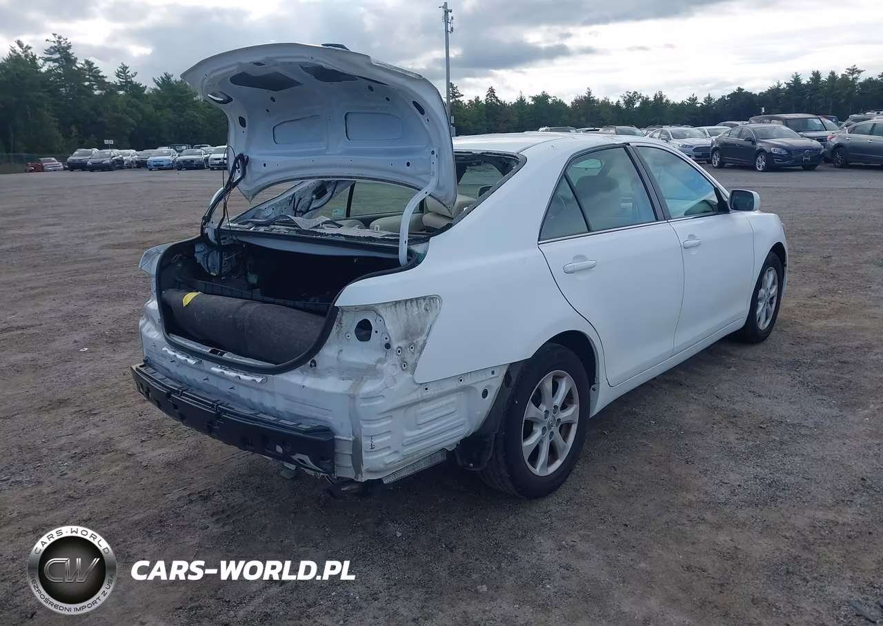 2011 Toyota Camry Le VIN:4T1BF3EK3BU633375 - 4
