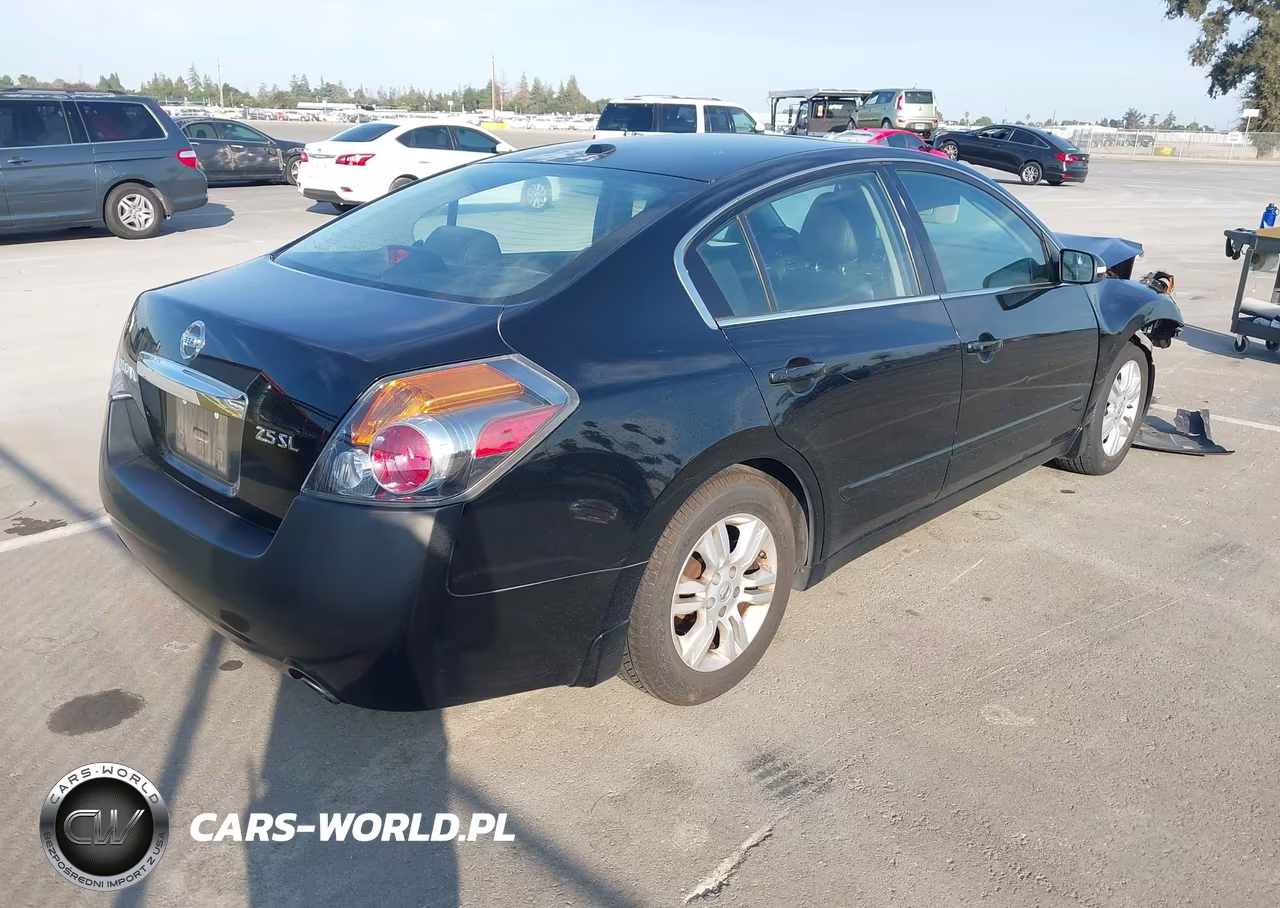 2010 Nissan Altima 2.5 S VIN:1N4AL2AP7AN412090 - 4