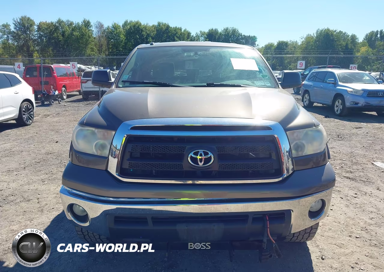 2010 Toyota Tundra Grade 5.7L V8 VIN:5TFUY5F11AX143247 - 12