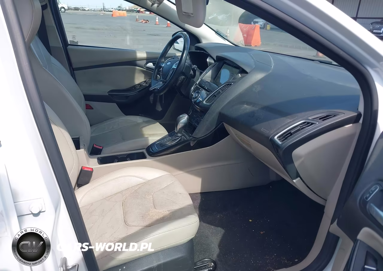 2018 Ford Focus Electric VIN:1FADP3R44JL230957 - 5