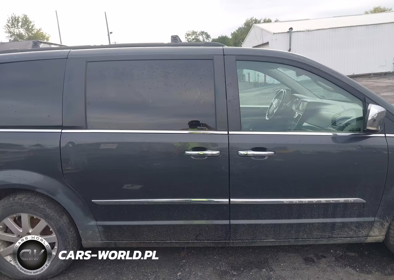 2012 Chrysler Town & Country Touring-L VIN:2C4RC1CG4CR412476 - 13