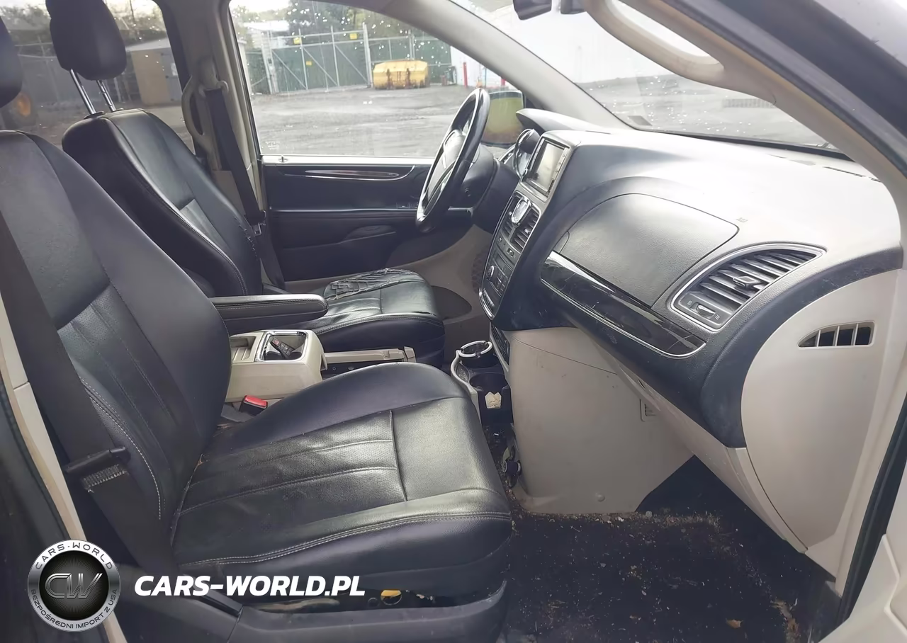 2012 Chrysler Town & Country Touring-L VIN:2C4RC1CG4CR412476 - 5