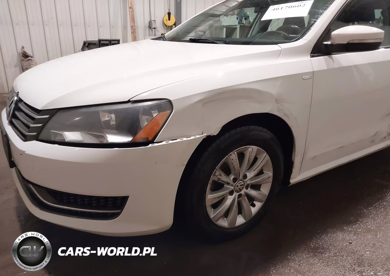 2015 Volkswagen Passat 1.8T Wolfsburg Edition VIN:1VWAS7A37FC006995 - 6