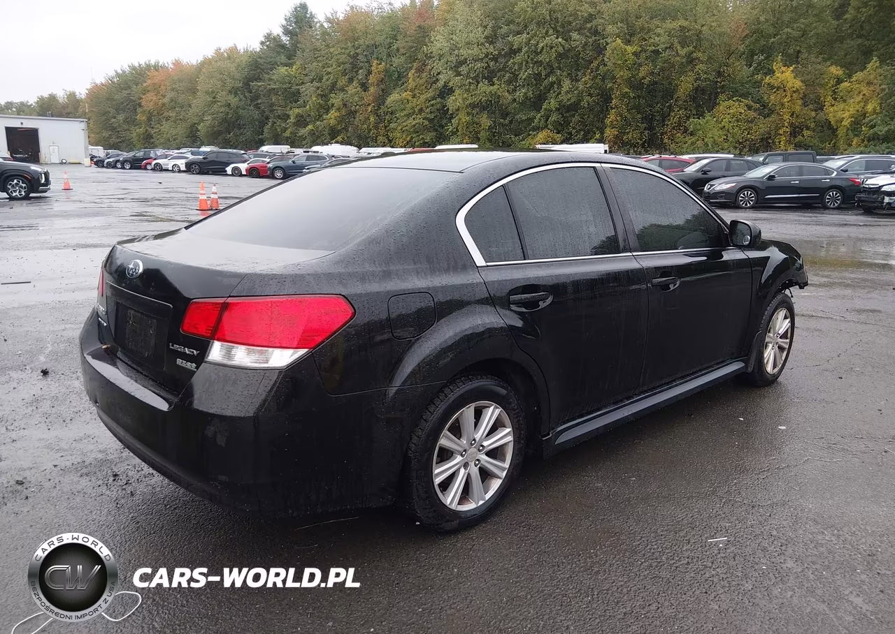 2010 Subaru Legacy 2.5I Premium VIN:4S3BMBC68A3234539 - 4