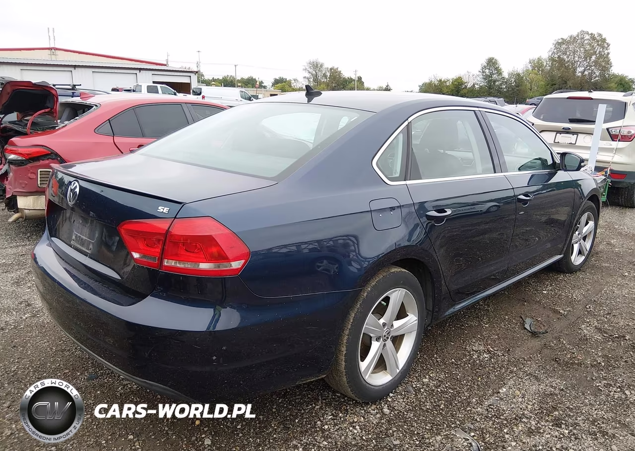 2014 Volkswagen Passat Se VIN:1VWBP7A36EC007074 - 4