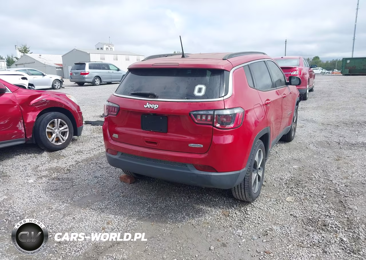 2018 Jeep Compass Latitude Fwd VIN:3C4NJCBBXJT194429 - 4