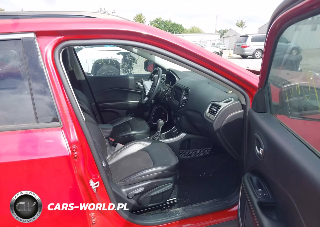 2018 Jeep Compass Latitude Fwd VIN:3C4NJCBBXJT194429 - 5