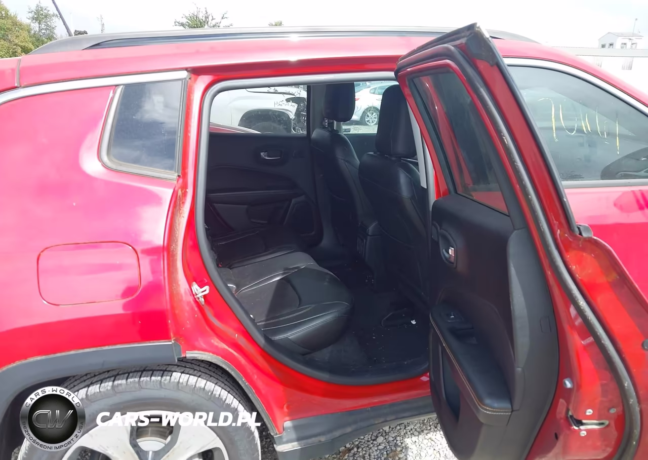 2018 Jeep Compass Latitude Fwd VIN:3C4NJCBBXJT194429 - 8