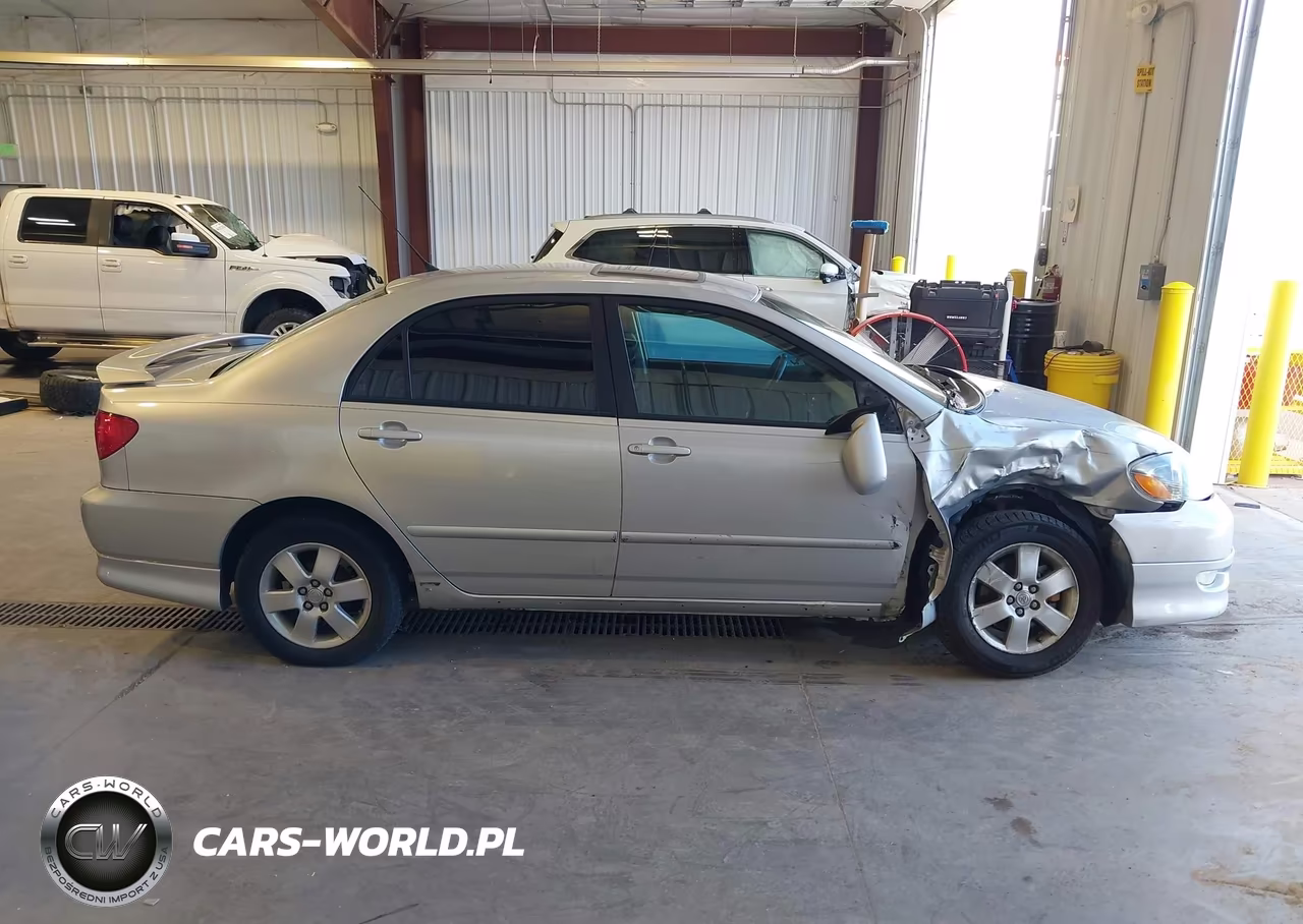 2007 Toyota Corolla S VIN:1NXBR32E67Z830621 - 14
