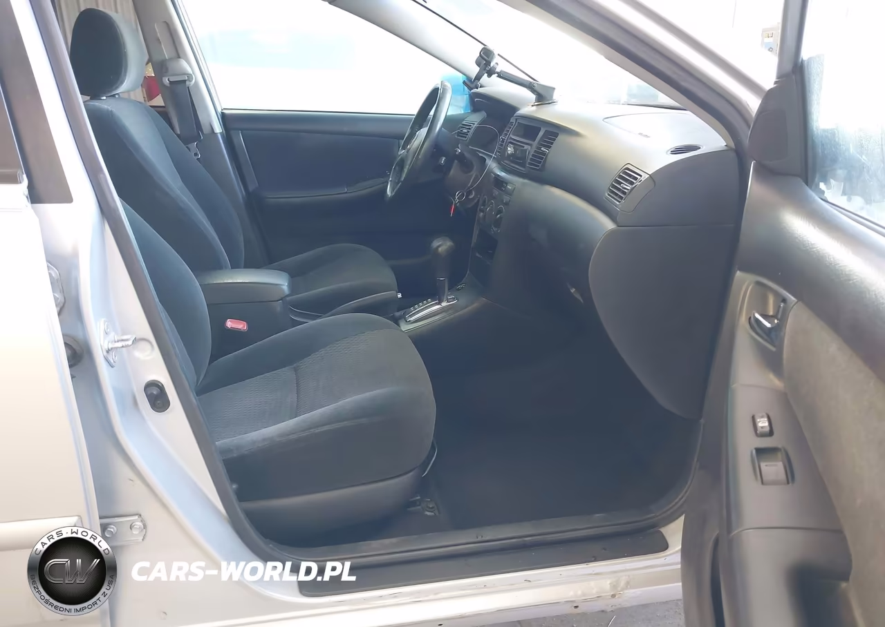 2007 Toyota Corolla S VIN:1NXBR32E67Z830621 - 5