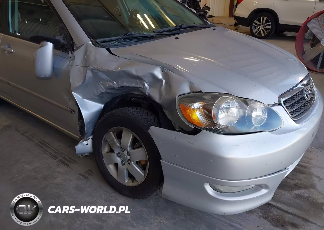 2007 Toyota Corolla S VIN:1NXBR32E67Z830621 - 6